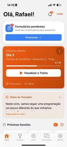 App TreinoAI: tela inicial com treino do dia e notas do treinador
